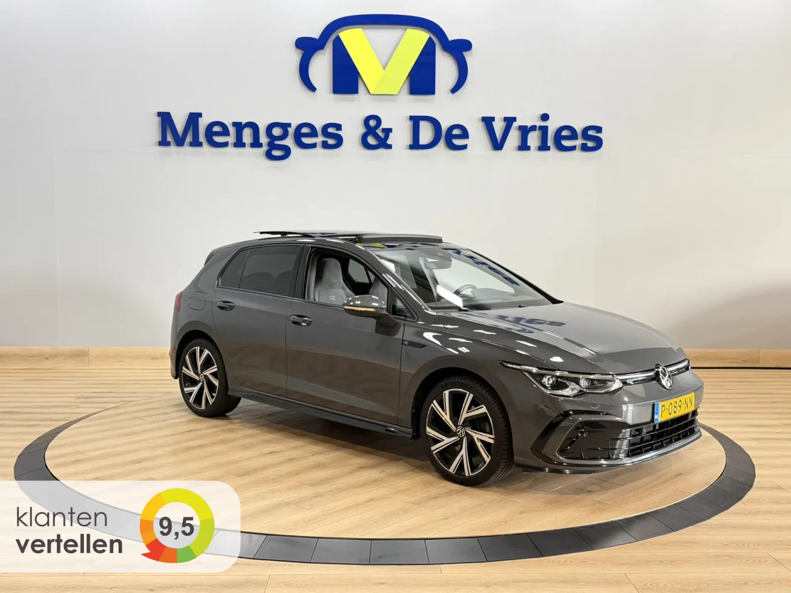 Volkswagen Golf (2022) — foto 1