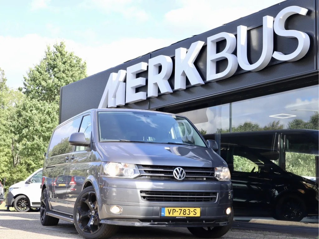 Volkswagen Transporter (2015) — foto 1