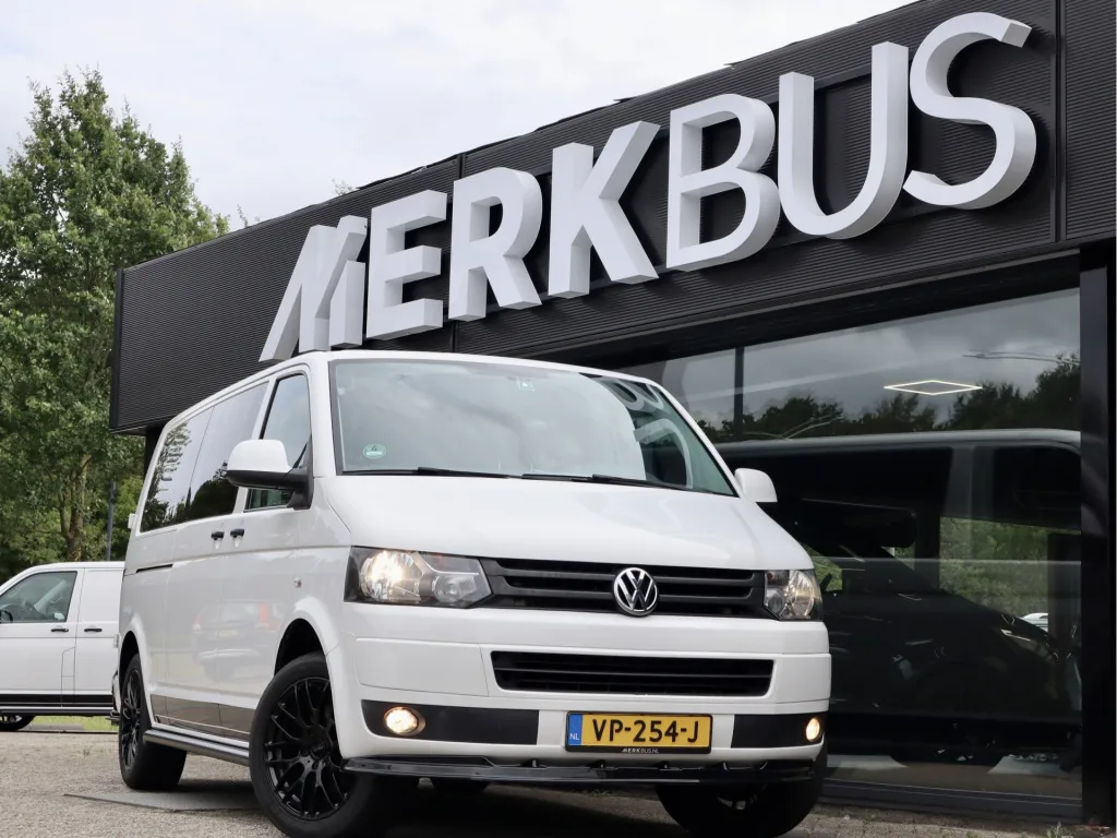 Volkswagen Transporter (2015) — foto 1