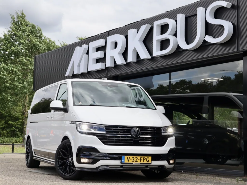 Volkswagen Transporter (2024) — foto 1