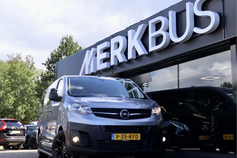 Opel Vivaro (2023)