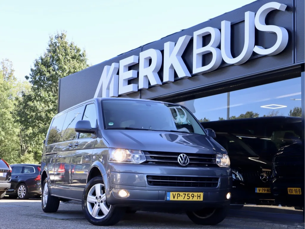 Volkswagen Transporter (2015) — foto 1