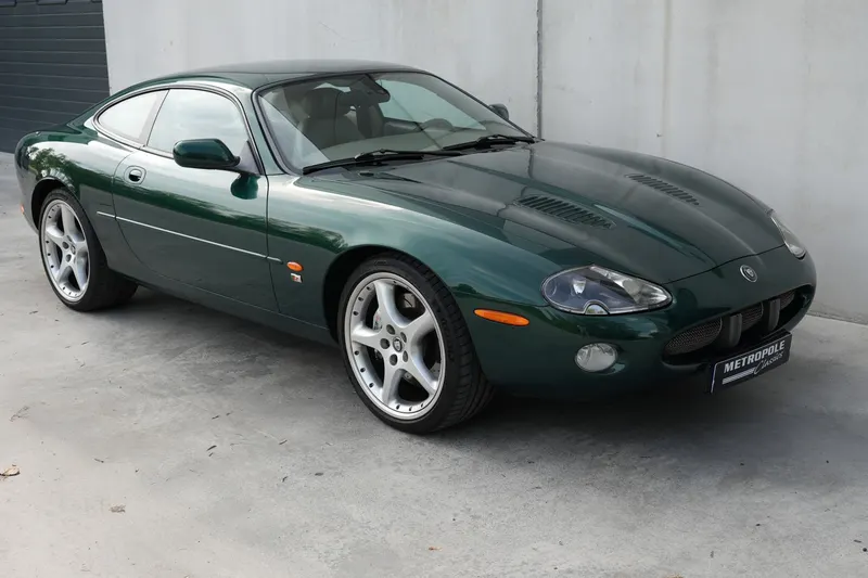 Jaguar XKR (2003)