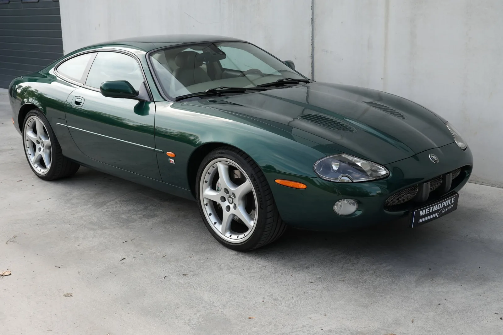 Jaguar XKR (2003) — foto 1
