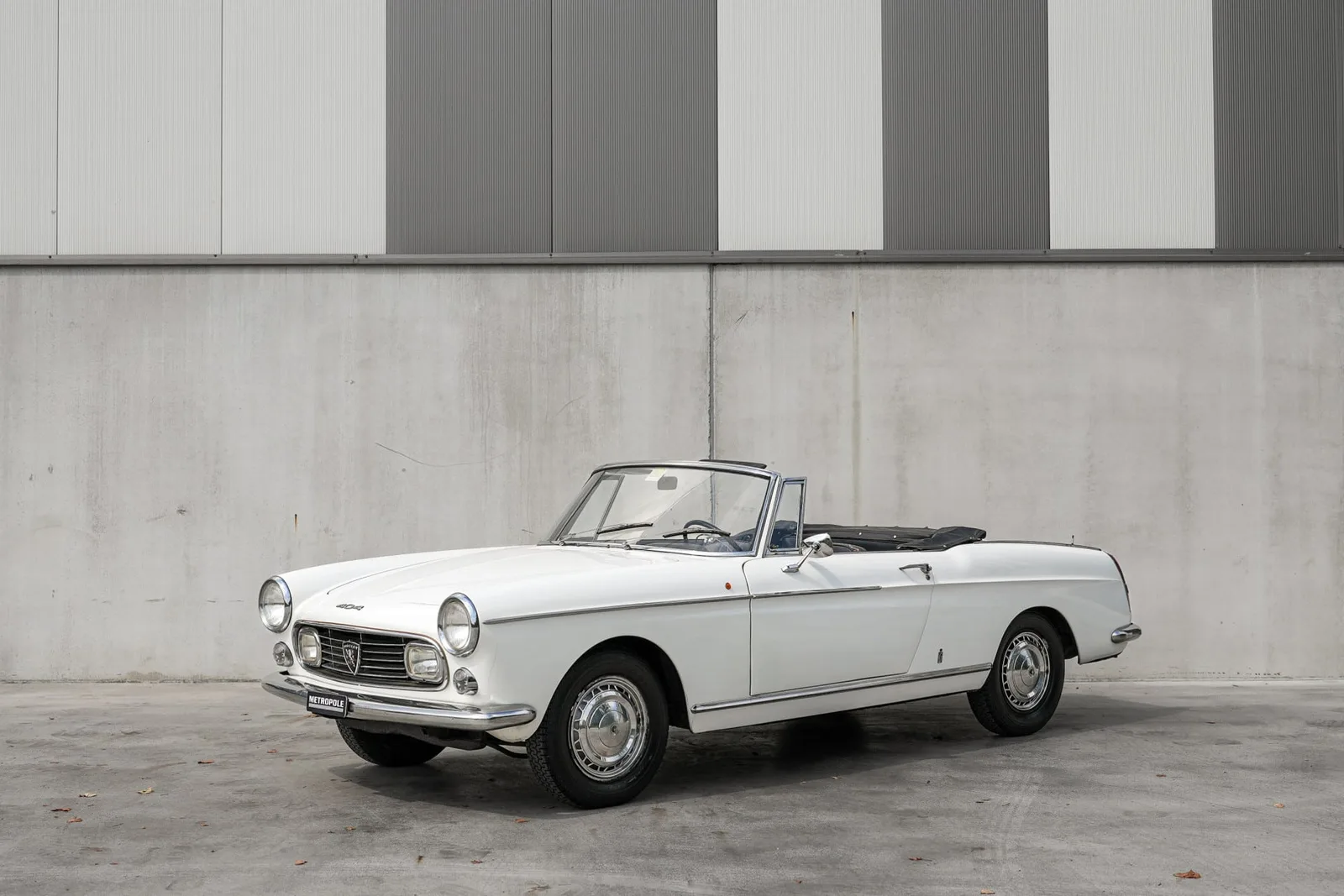 Peugeot 404 (1967) — foto 1