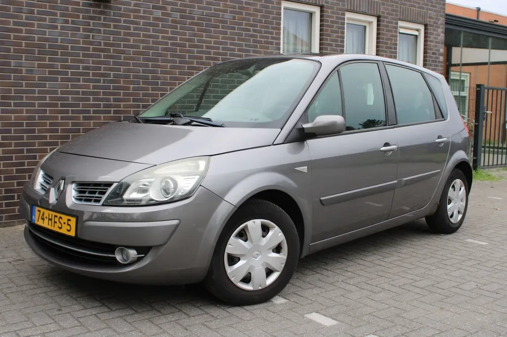 Renault Scénic (2008) — foto 1