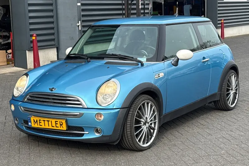 MINI One (2024)