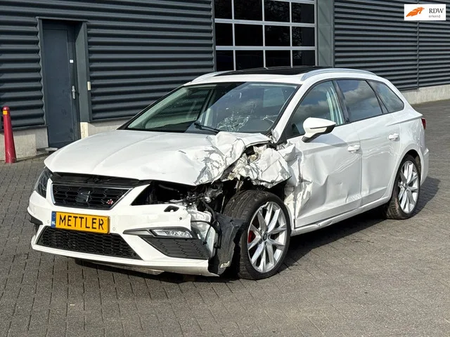 SEAT Leon (2024) — foto 1