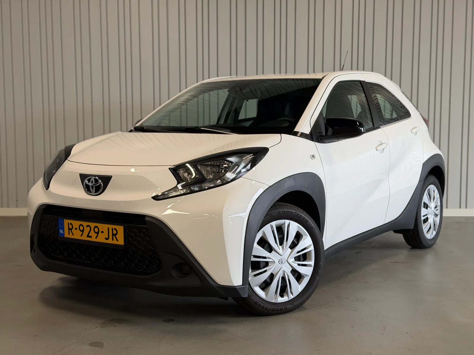 Toyota Aygo X (2022) — foto 1
