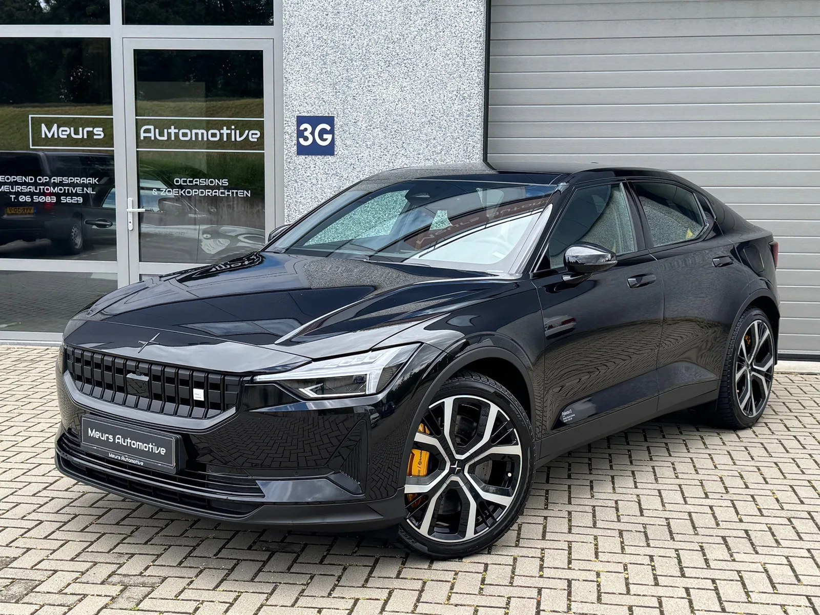 Polestar 2 (2023) — foto 1