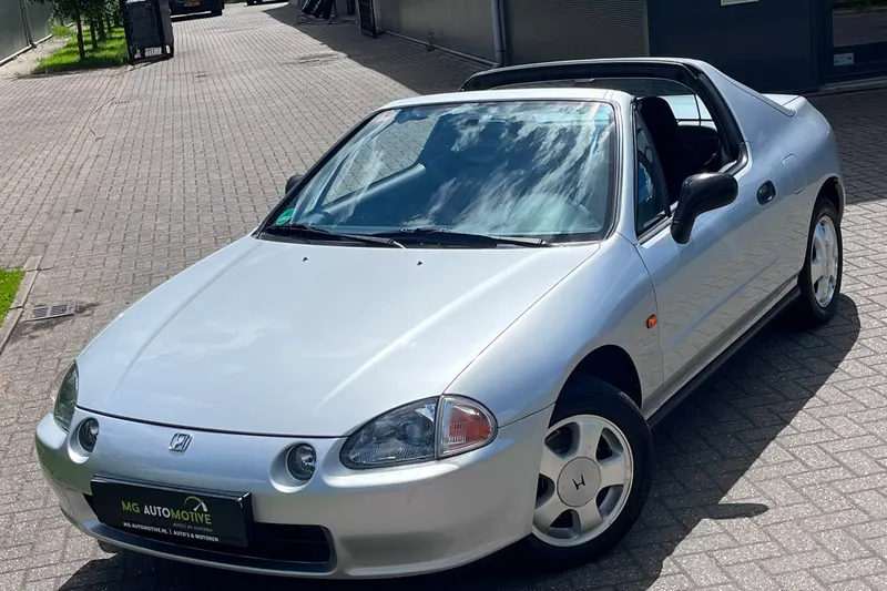 Honda CRX (1995)