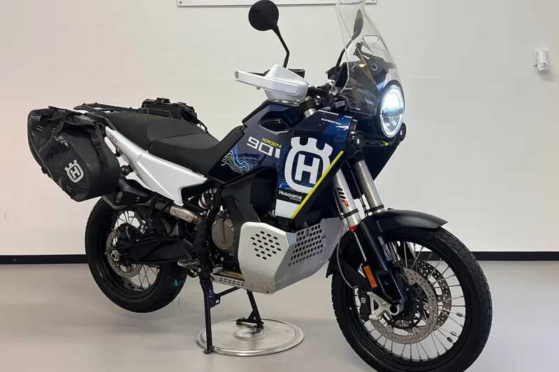 Husqvarna Norden 901 (2023)