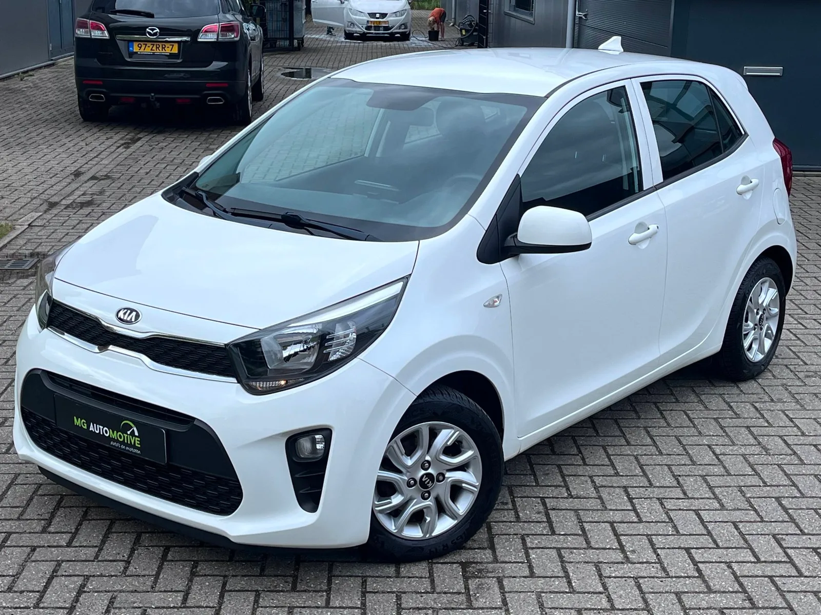 Kia Picanto (2019) — foto 1
