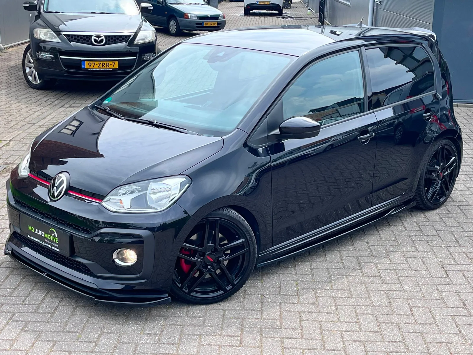 Volkswagen Up! (2020) — foto 1