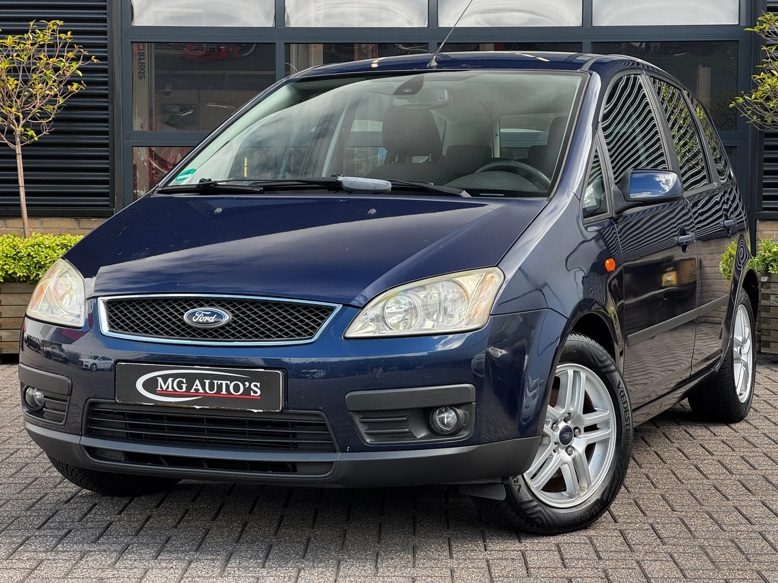 Ford Focus (2004) — foto 1