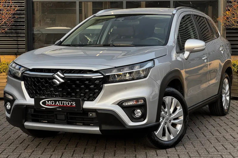 Suzuki S-Cross (2024)