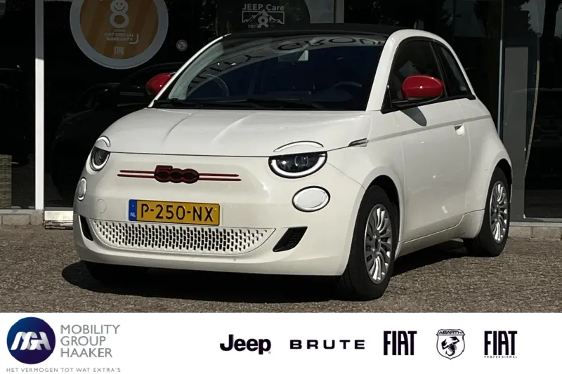 Fiat 500C (2022)