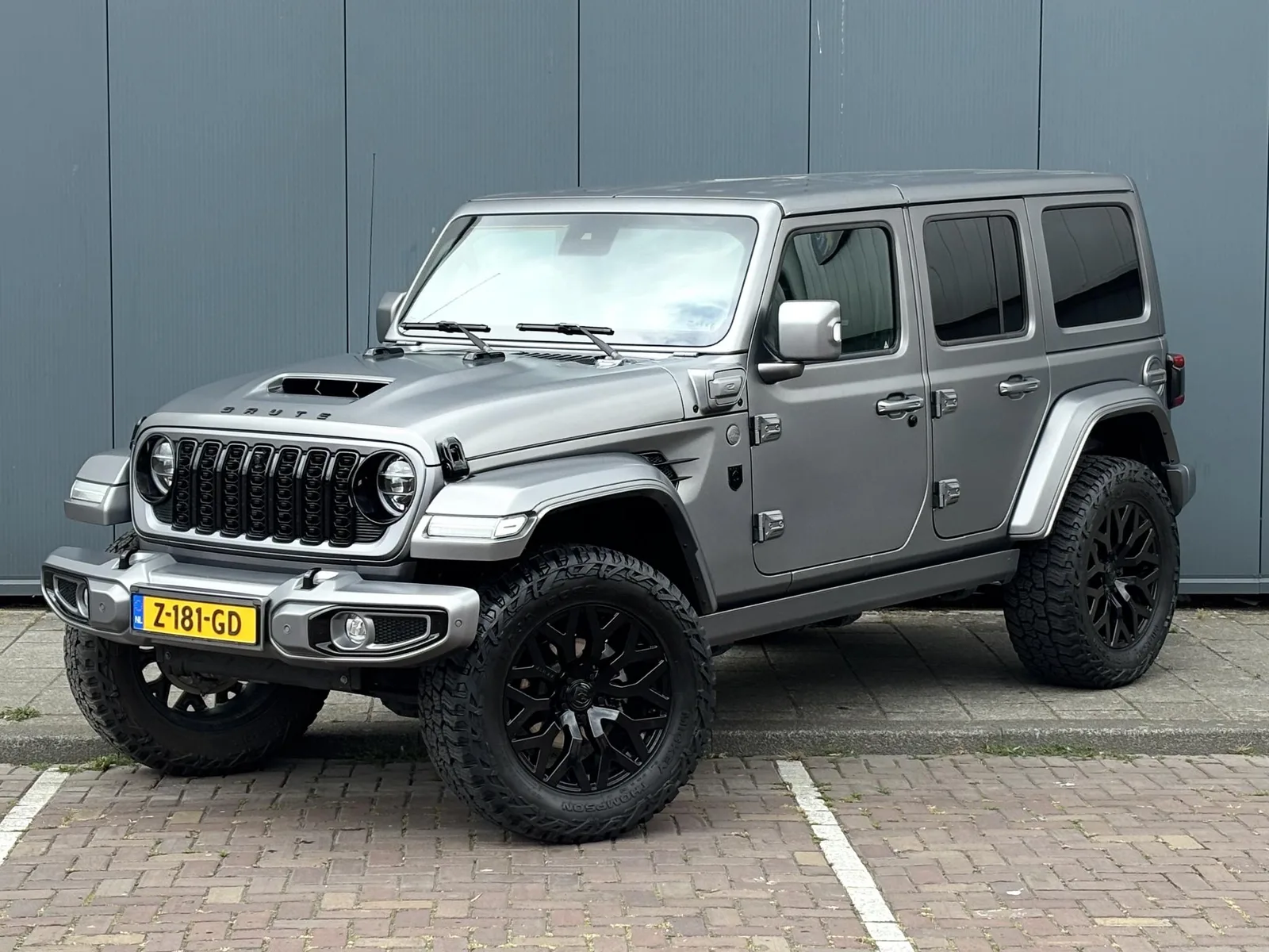 Jeep Wrangler (2024) — foto 1