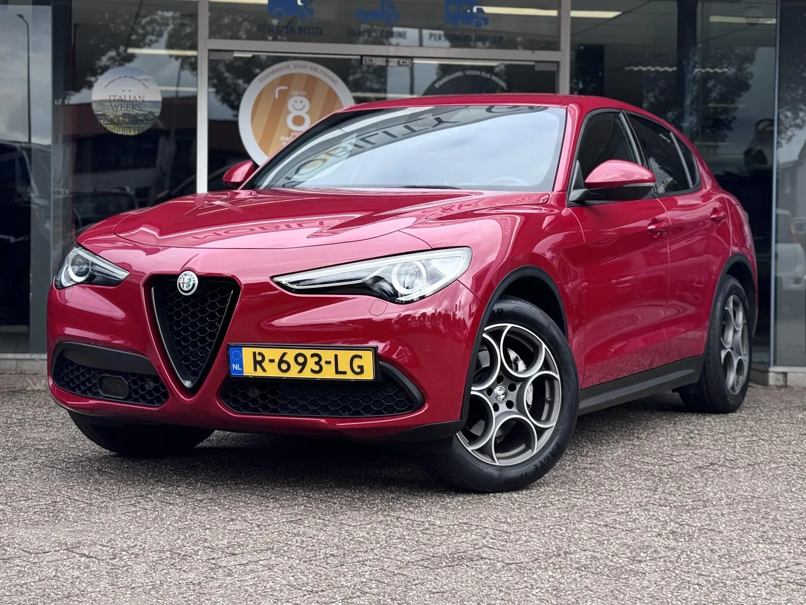 Alfa Romeo Stelvio (2022) — foto 1