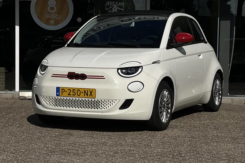 Fiat 500E CABRIO (2022)