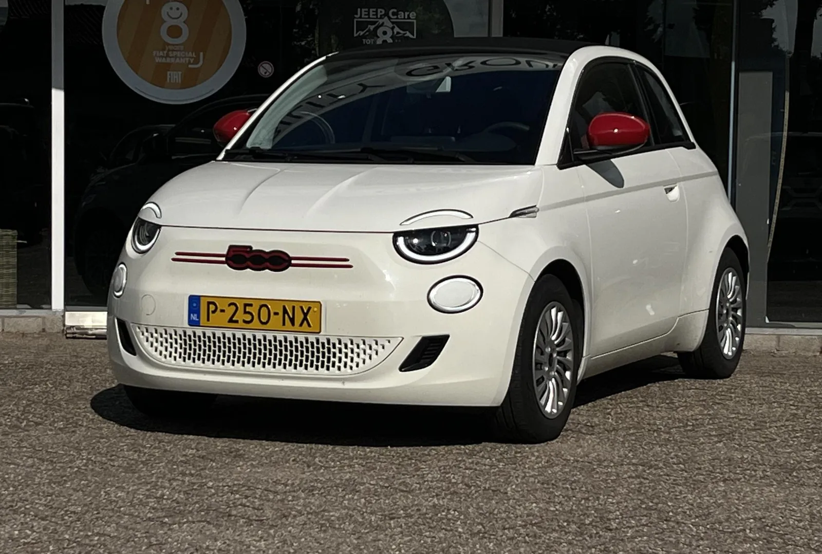 Fiat 500C (2022) — foto 1