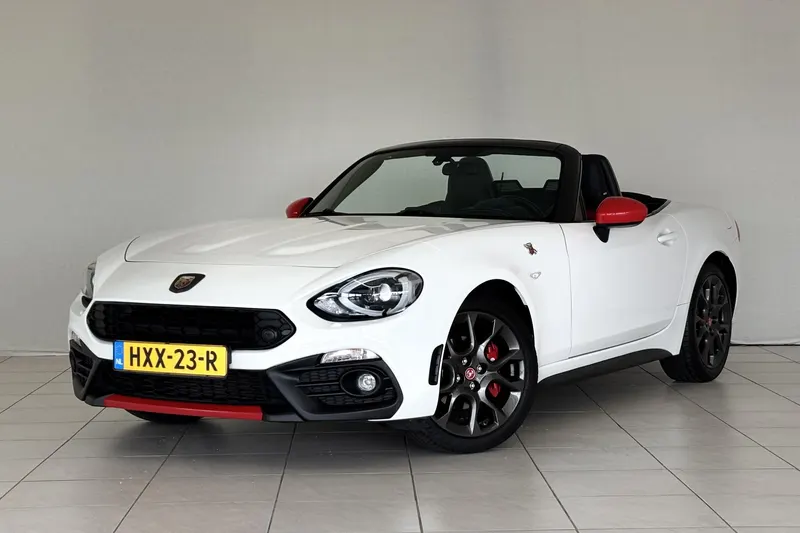 Abarth 124 Spider (2017)