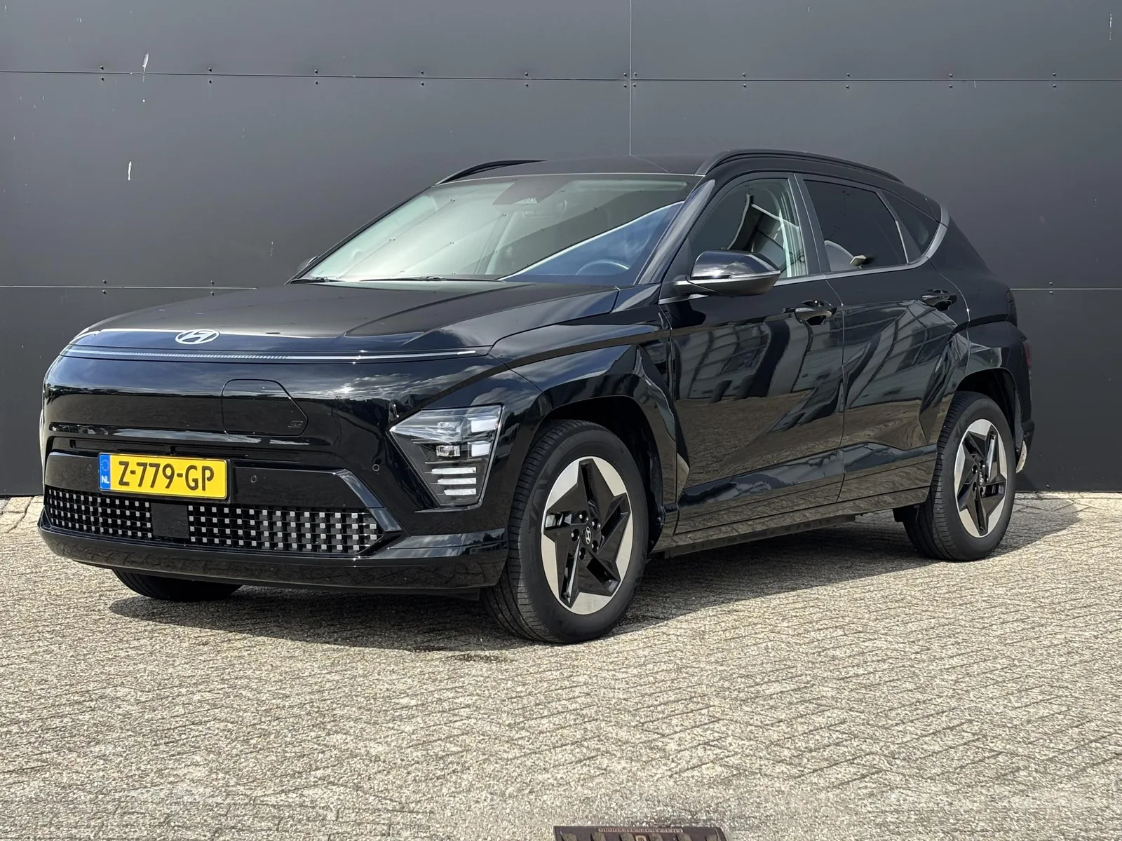 Hyundai Kona (2024) — foto 1