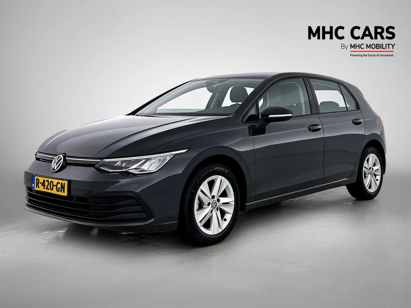 Volkswagen Golf (2022) — foto 1