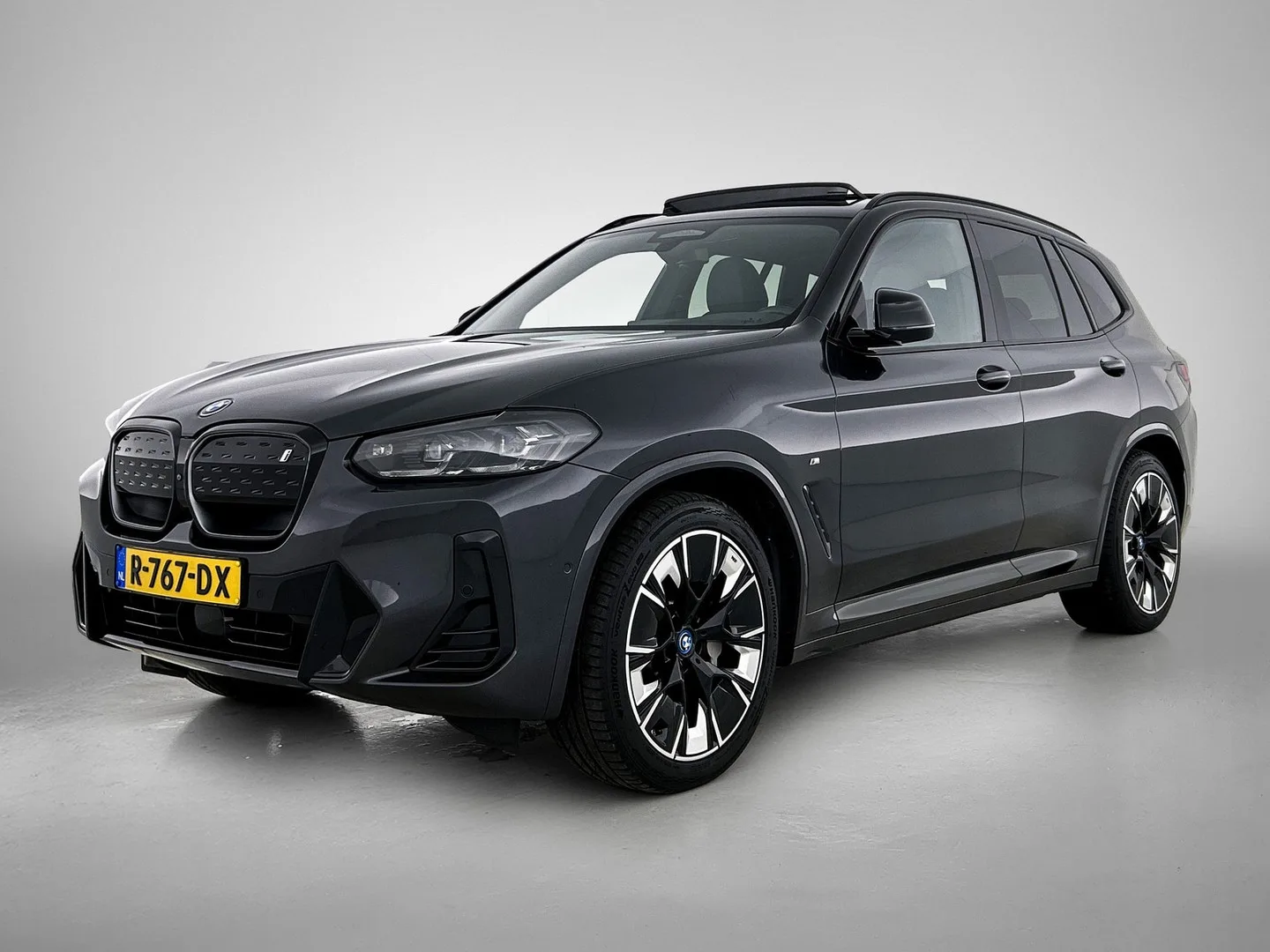 BMW iX3 (2022) — foto 1