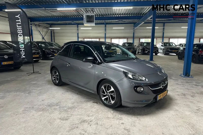 Opel Adam (2015)