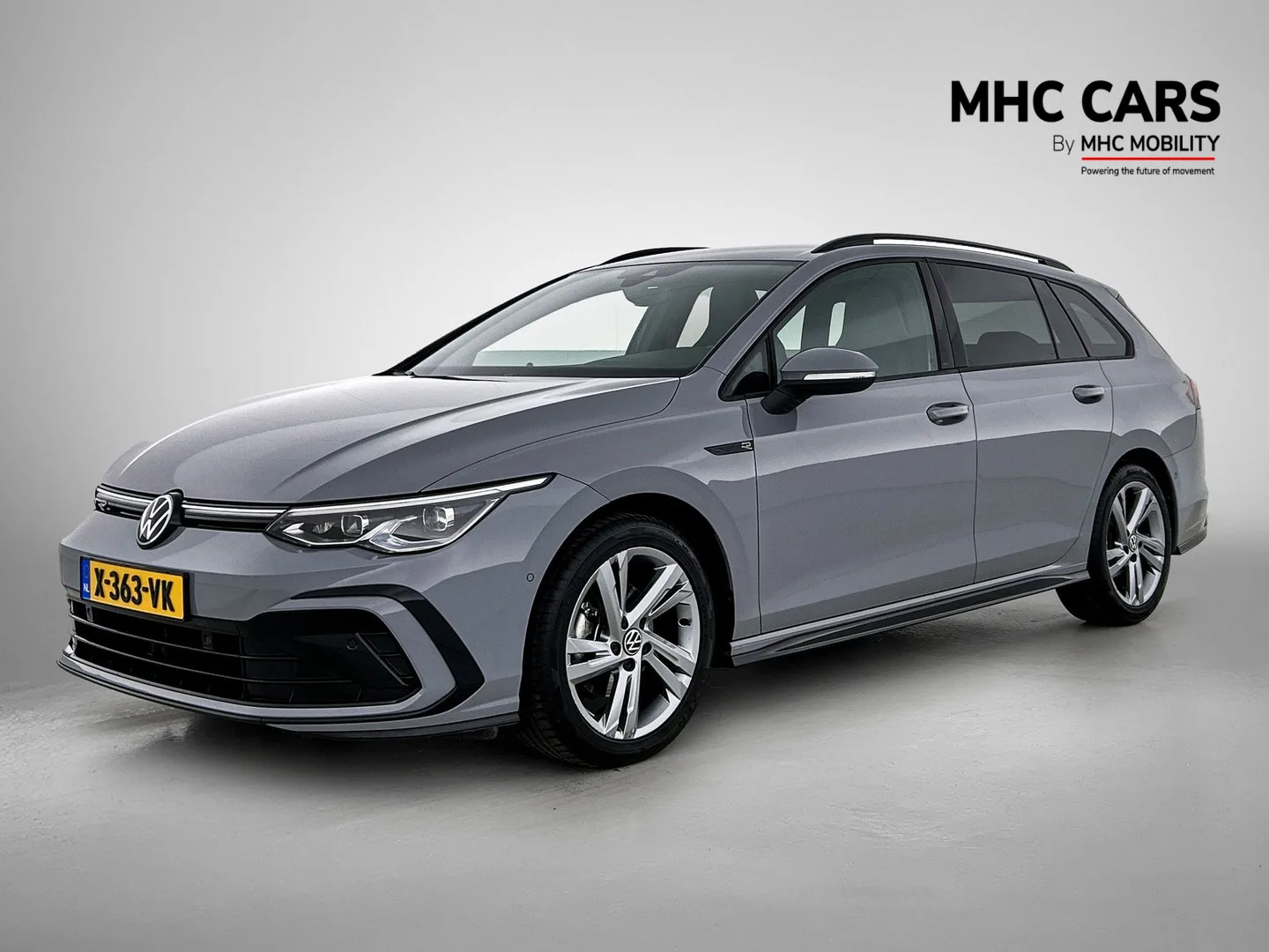 Volkswagen Golf (2024) — foto 1
