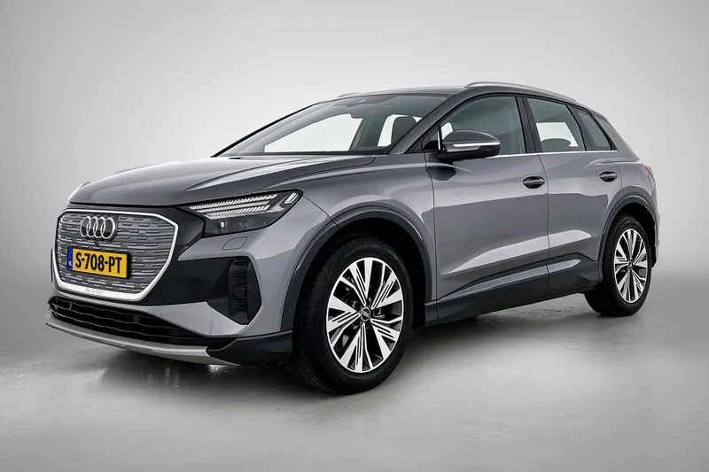 Audi Q4 e-tron (2023)