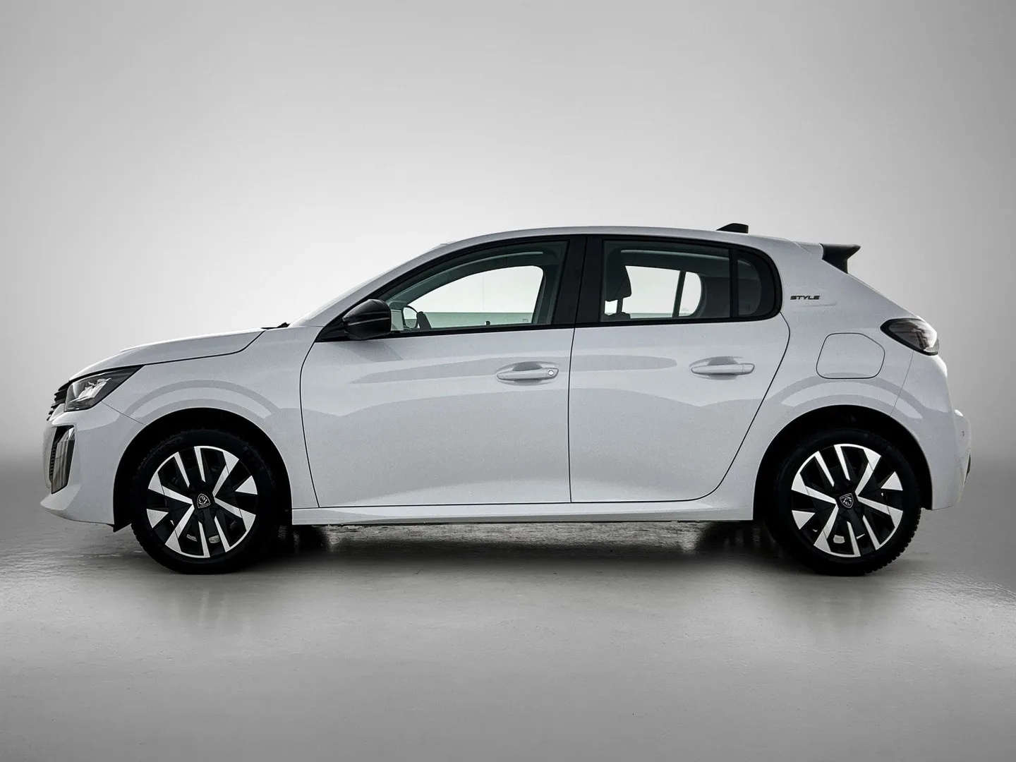 Peugeot 208 (2025) — foto 1