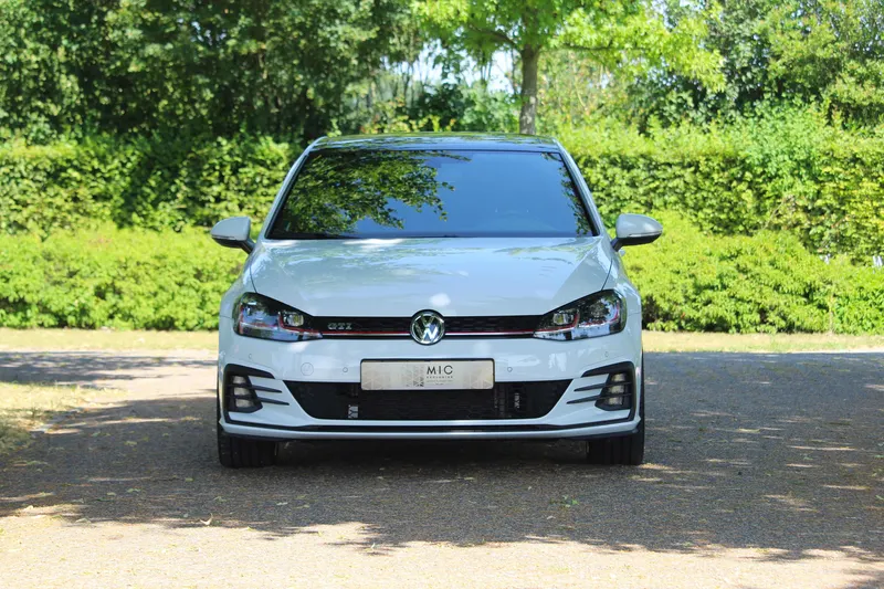 Volkswagen Golf (2017)