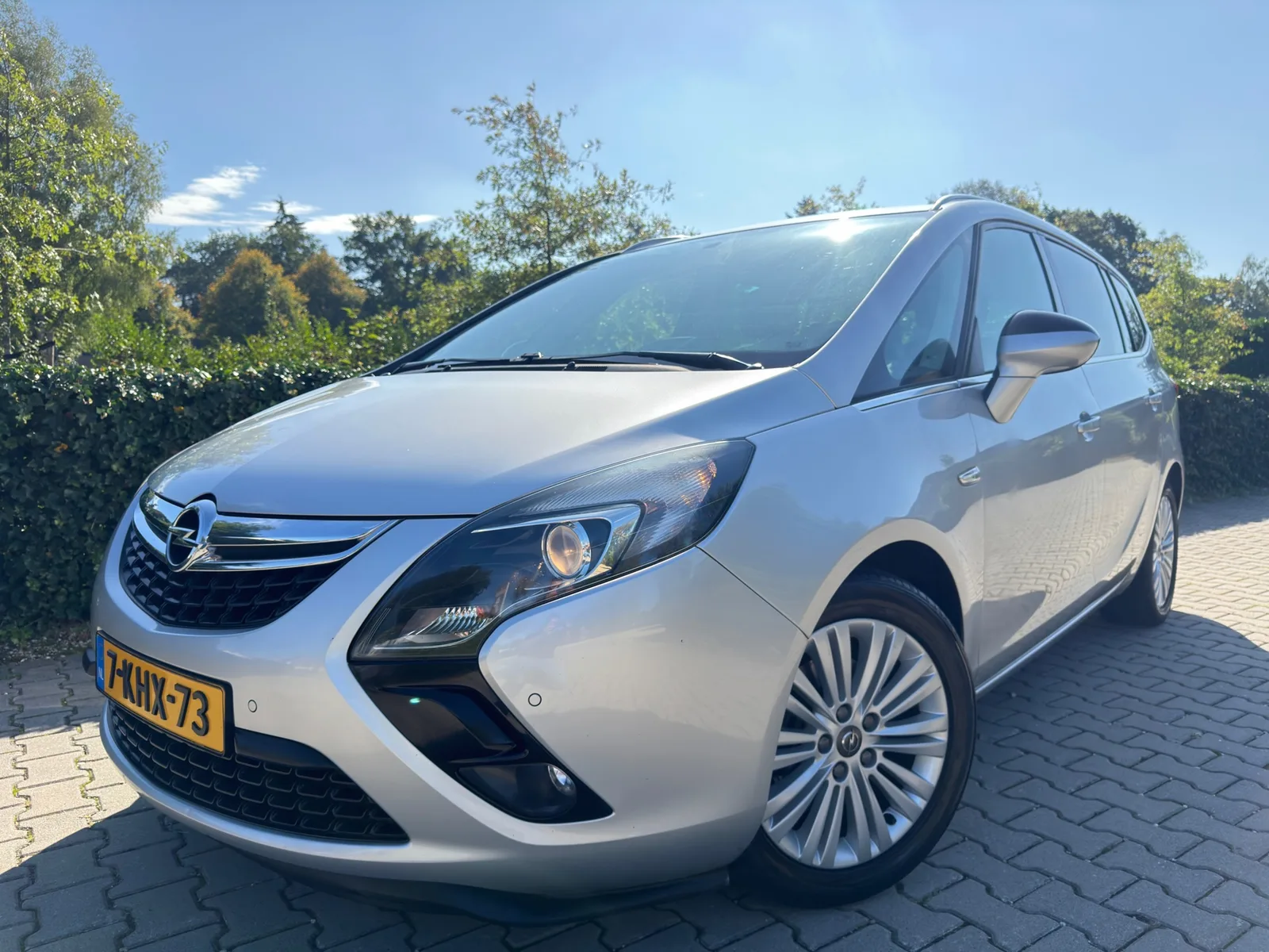 Opel Zafira Tourer (2013) — foto 1