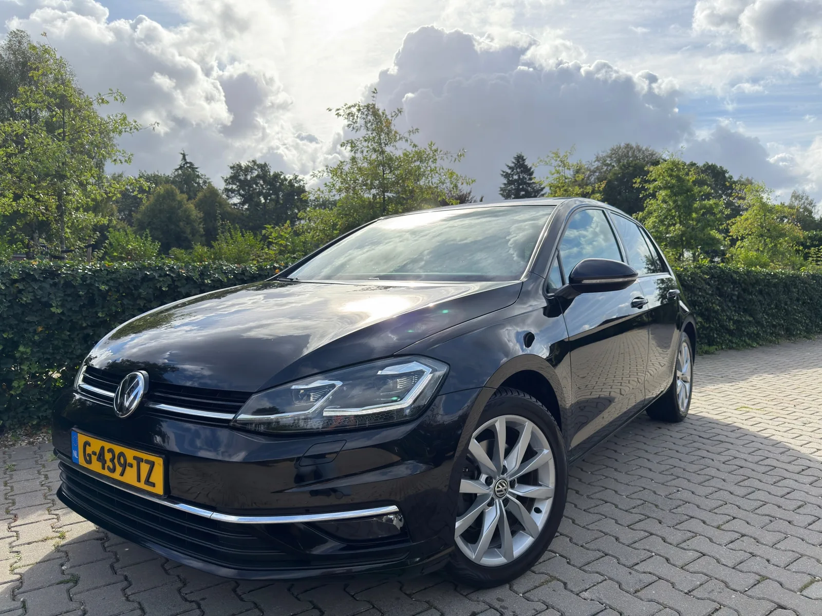 Volkswagen Golf (2018) — foto 1