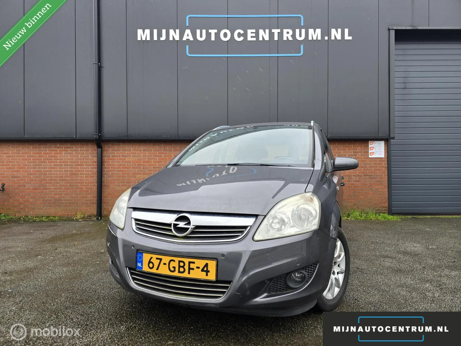 Opel Zafira (2008) — foto 1