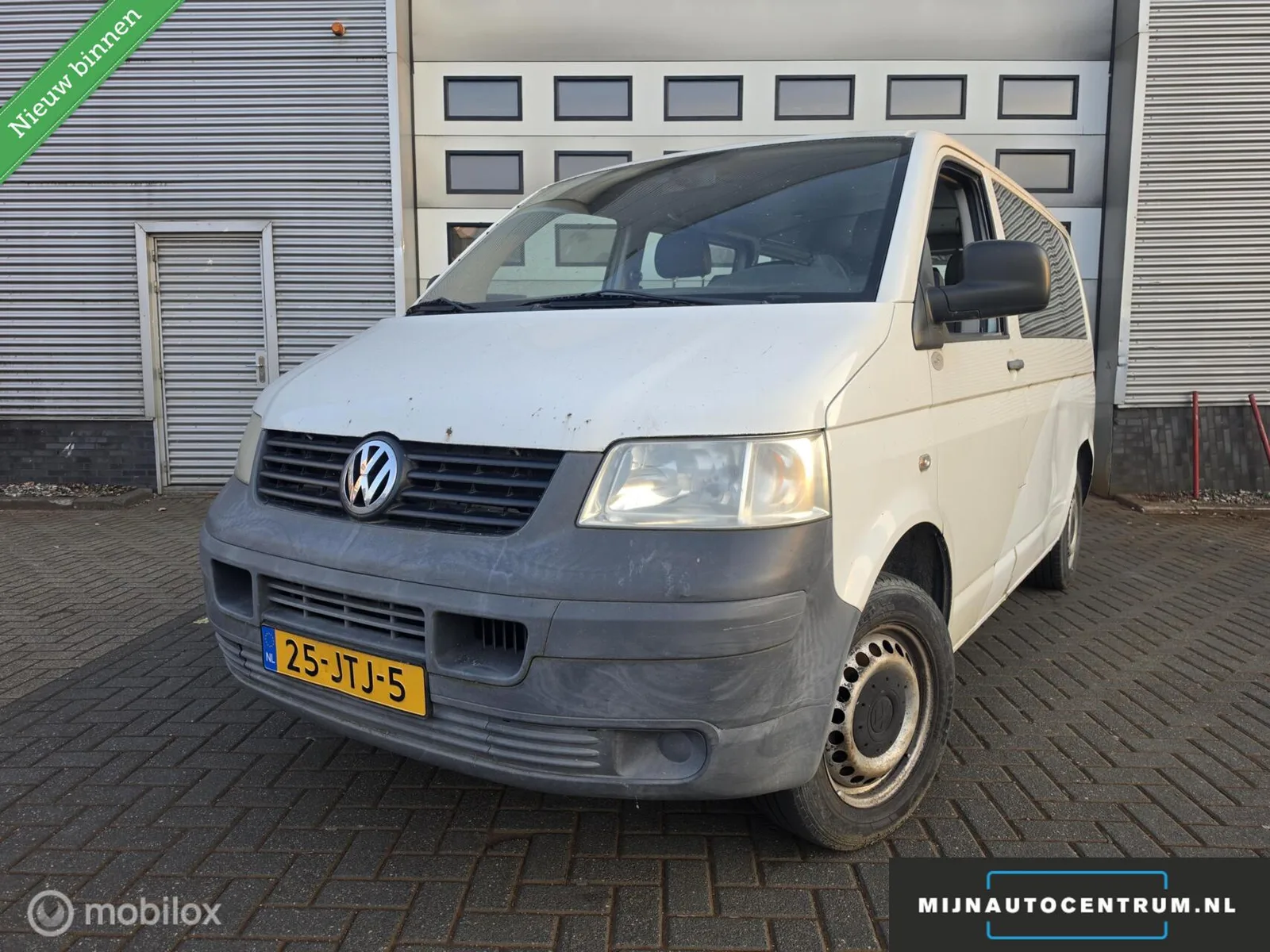 Volkswagen Transporter (2009) — foto 1