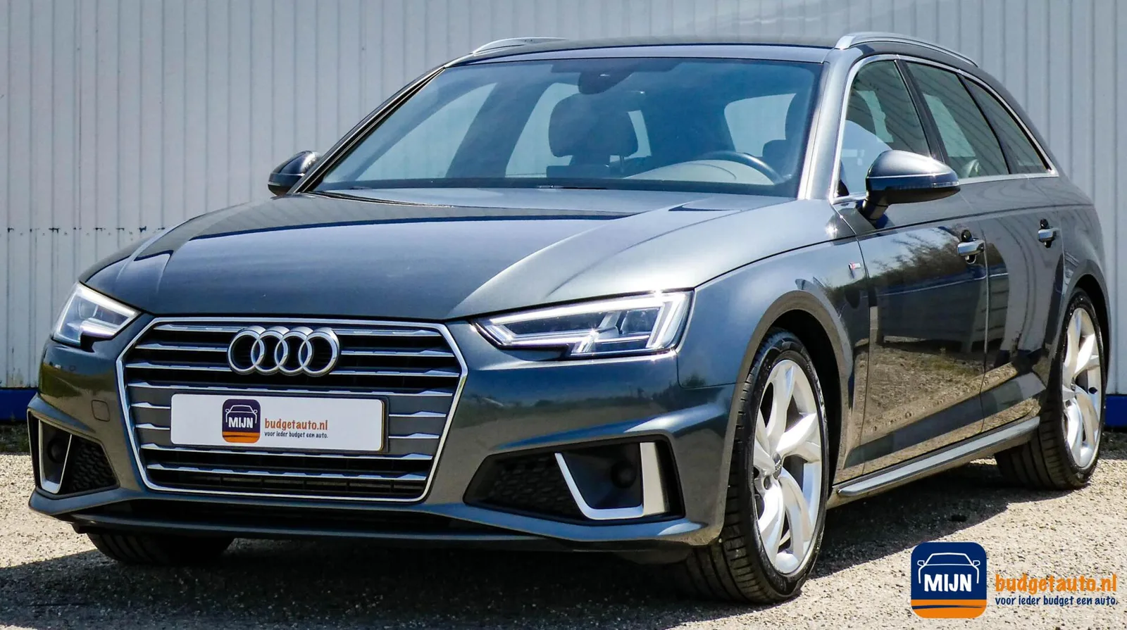 Audi A4 (2019) — foto 1