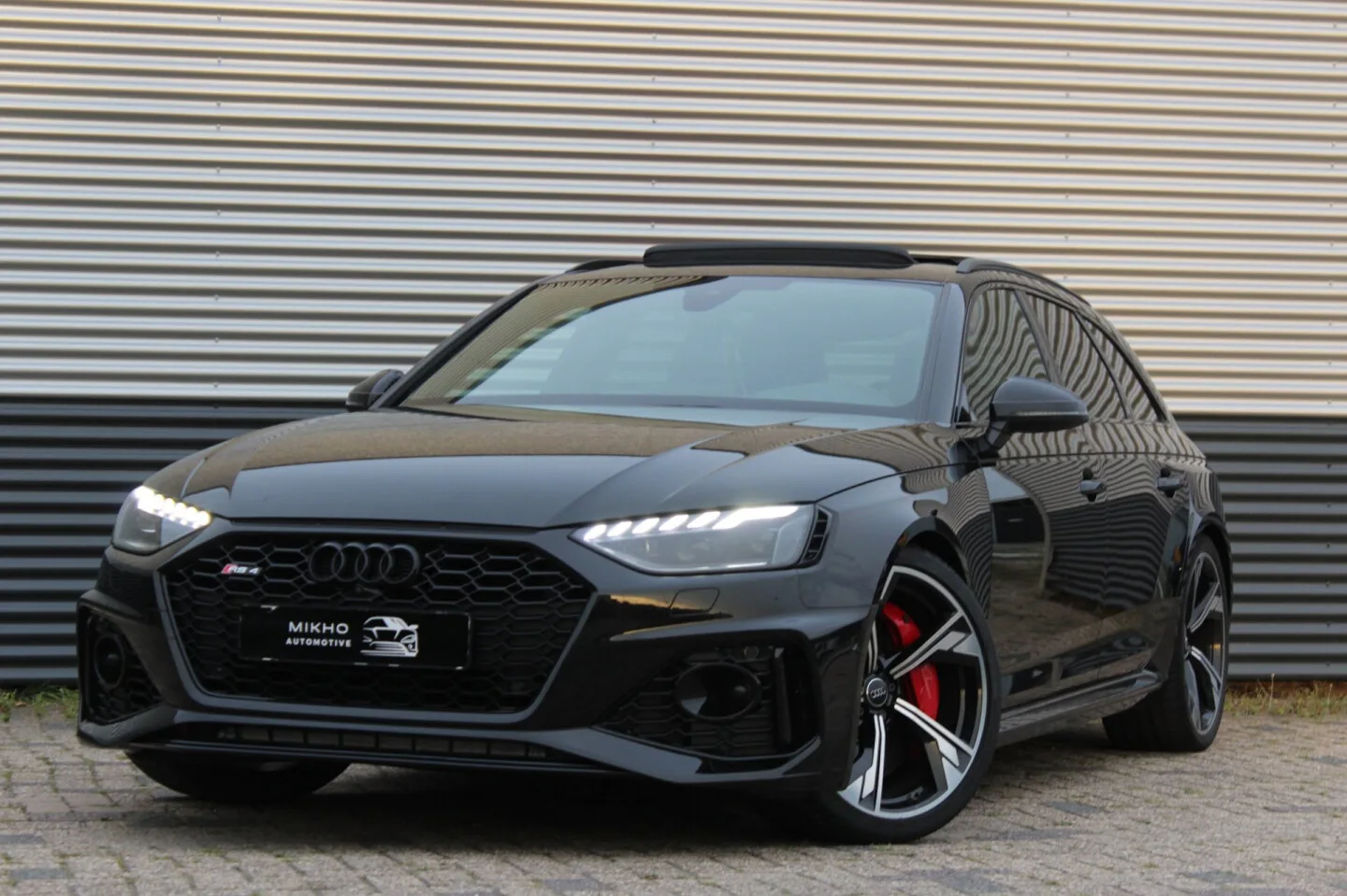 Audi RS 4 (2020) — foto 1