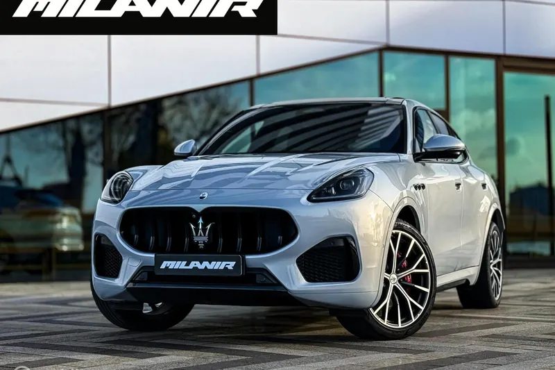 Maserati Grecale (2023)