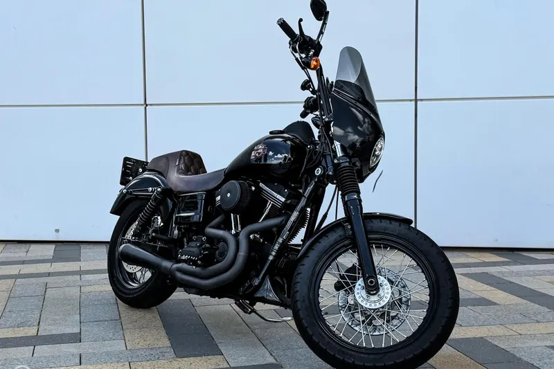 Harley-Davidson Dyna Street BOB (2013)
