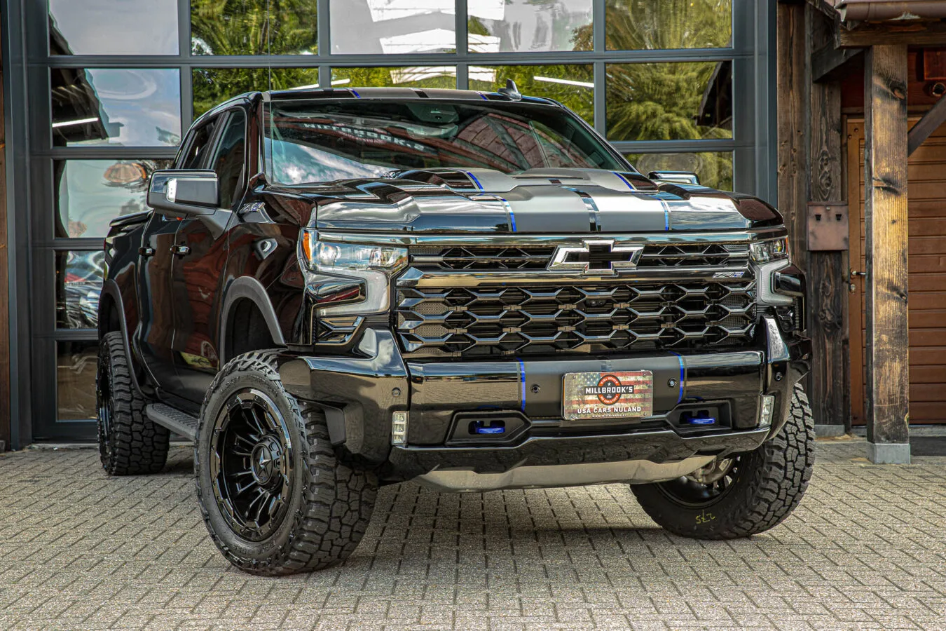 Chevrolet Silverado (2024) — foto 1