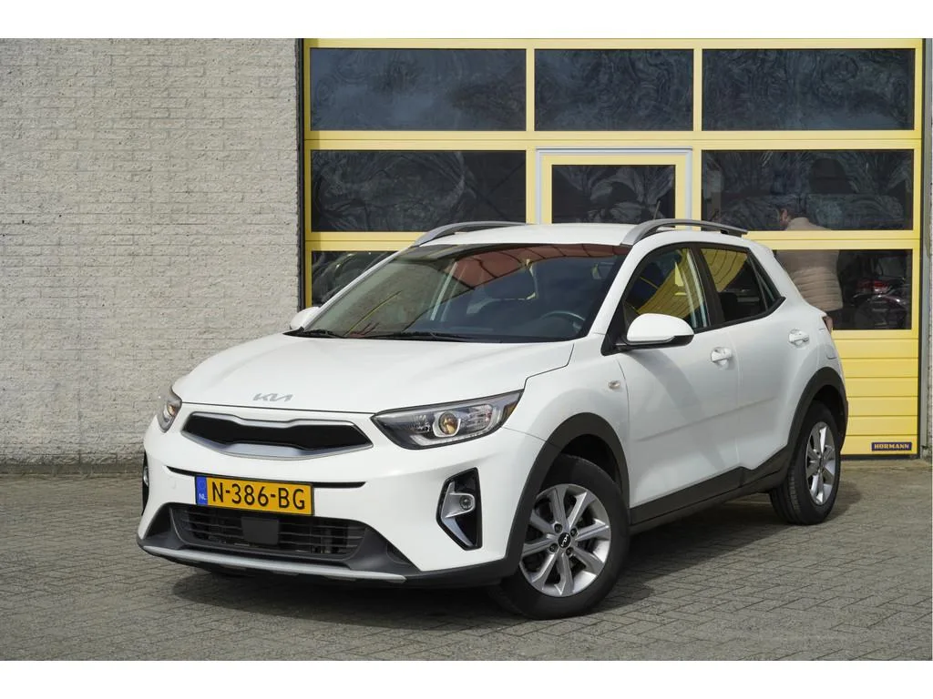Kia Stonic (2021) — foto 1