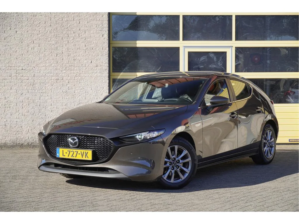 Mazda 3 (2021) — foto 1