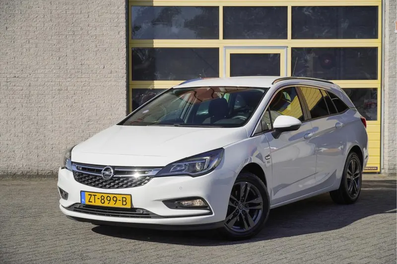 Opel Astra (2019)