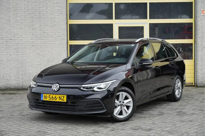 Volkswagen Golf (2021)