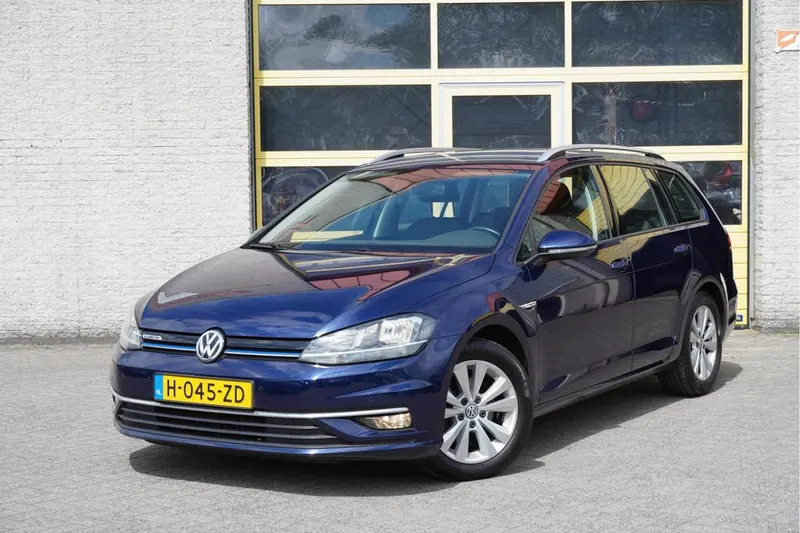 Volkswagen Golf (2020)