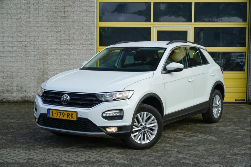 Volkswagen T-Roc (2021)