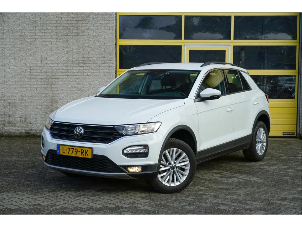 Volkswagen T-Roc (2021) — foto 1